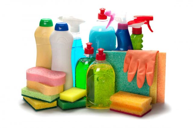 Produits de nettoyage et d'entretien professionnels